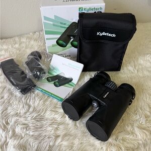 Black Binoculars with Case